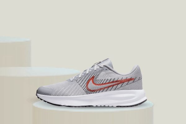 Bilde av nike run defy